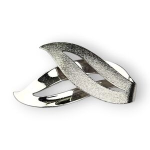 SARAH Coventry Satin Flame Brooch Vintage 60s Silver Tone Dimensional 3 1/8"